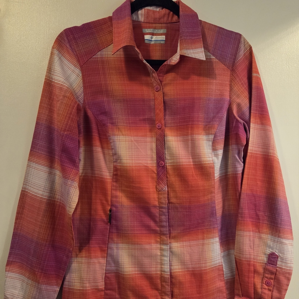 Columbia Omni Wick Womens Longsleeve Button-Up Shirt Red Plaid Size Small